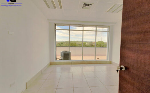 EN RENTA OFICINAS EN VILLA FONTANA