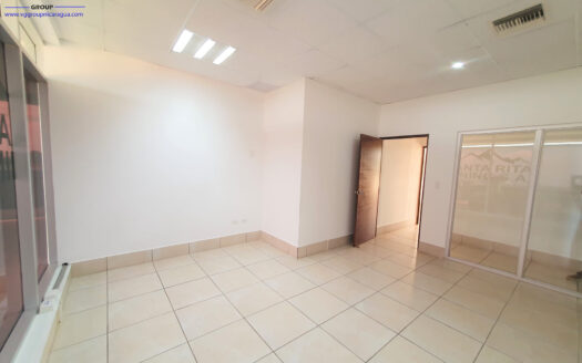 EN RENTA OFICINAS EN VILLA FONTANA